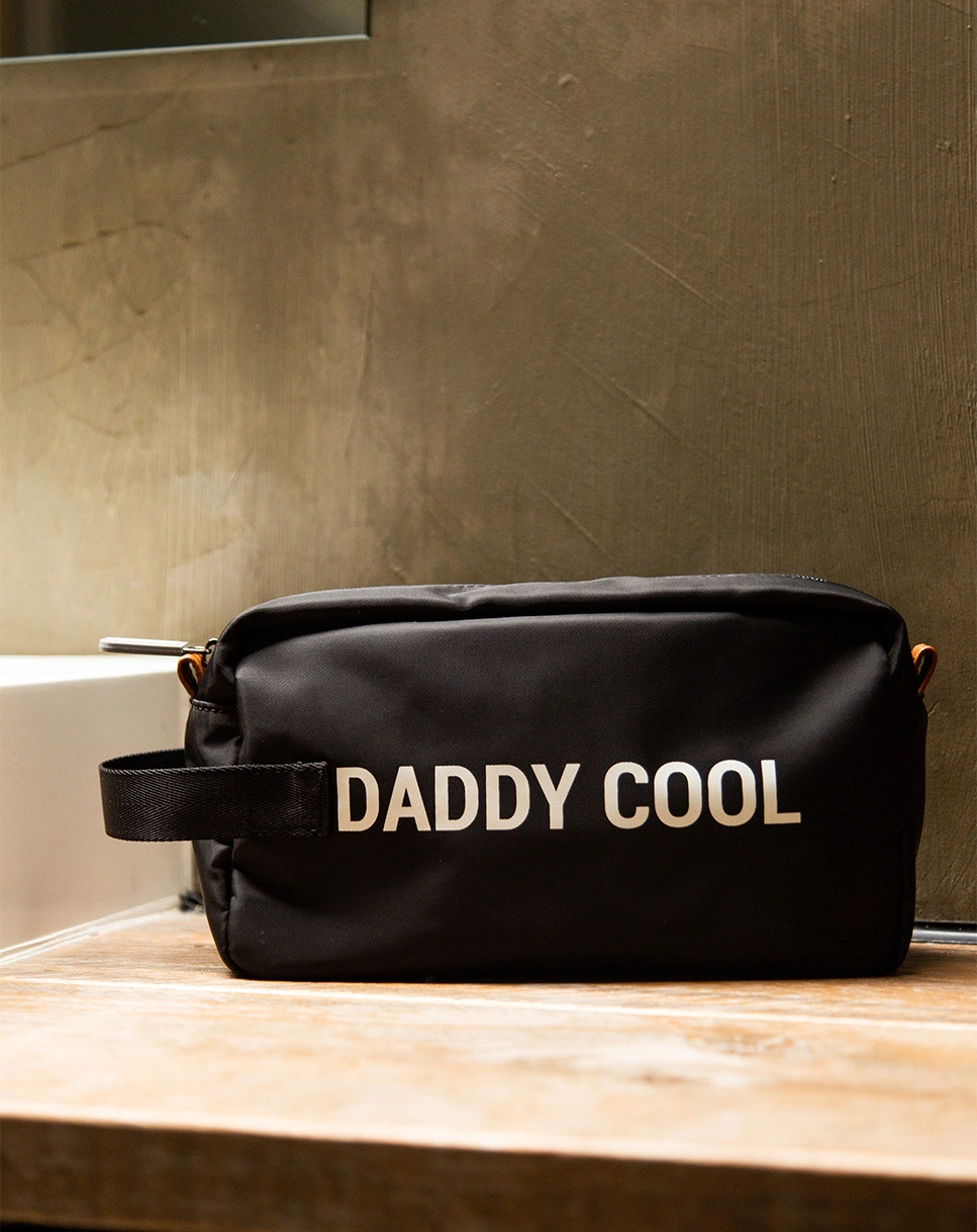 Kulturbeutel DADDY COOL (25x10x14) in schwarz