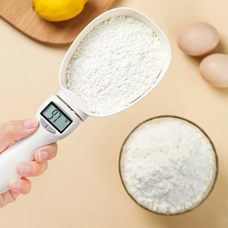 Futter Löffel Waage Haustier Trockenfutter Schaufel Messlöffel mit Digitalem LCD Display (inkl. CR2032 Batterie) - Weiss