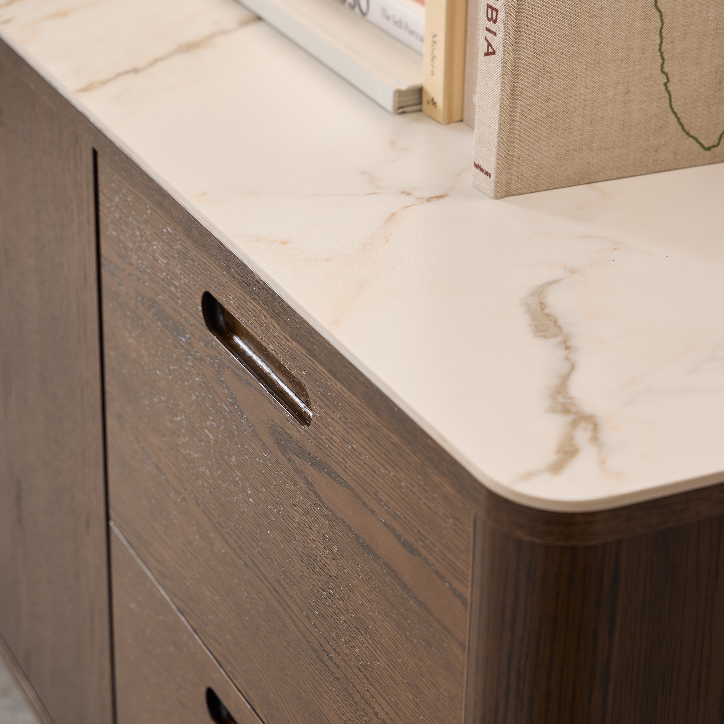 by fonQ Marmo Dressoir