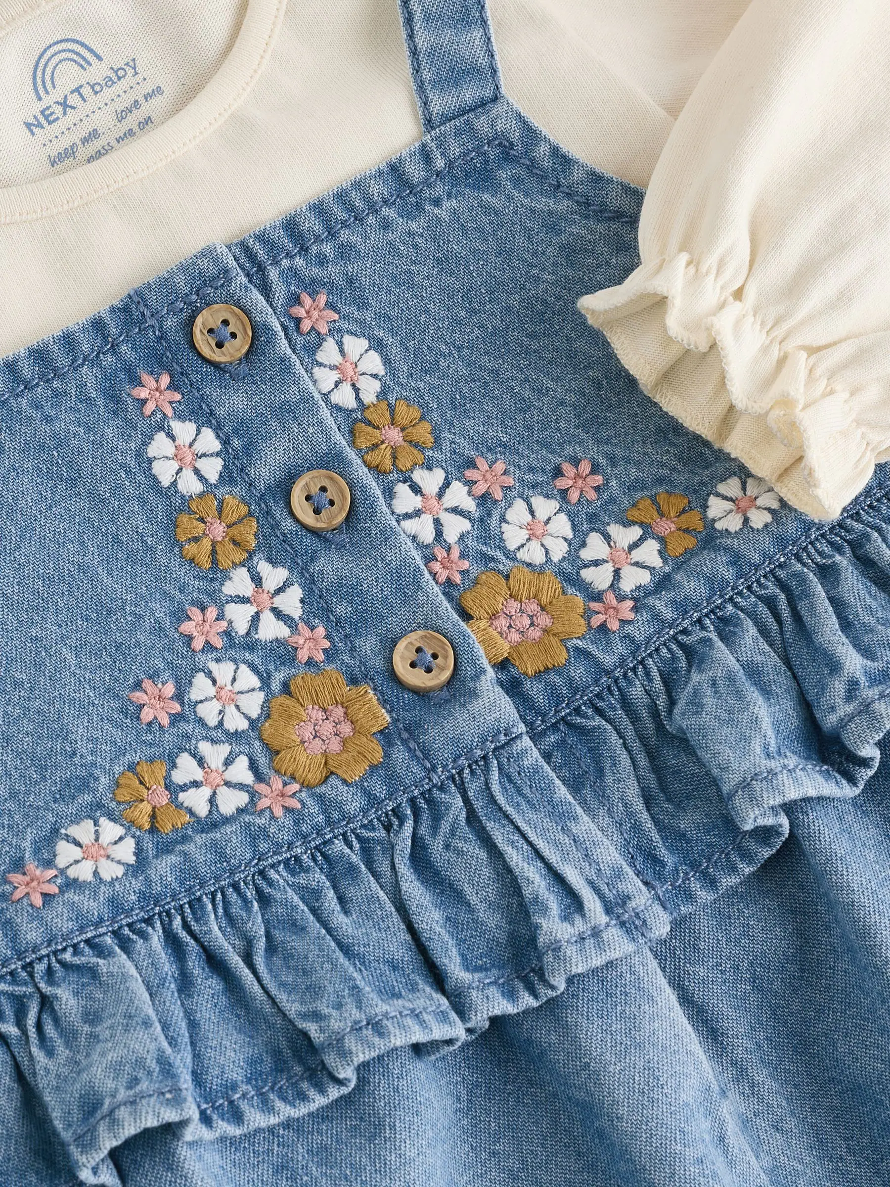 Blue Embroidered Denim - Babyset van bodysuit met lange mouwen & bretelbroek (0mnd -2jr)
