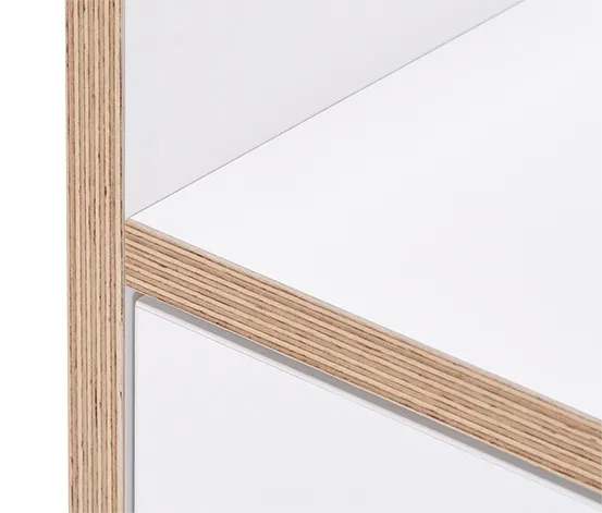 Kleiner Büroschrank mit Furnierkante