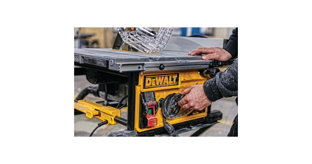 DEWALTDWE7492-QS Tafelzaag 250mm  tafelcirkelzaag  (Geel/zwart, 2.000 Watt)