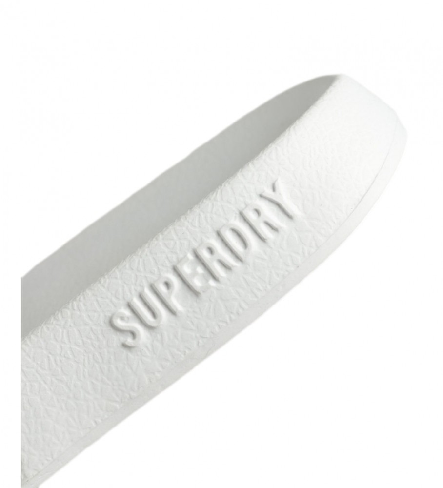 Chinelo de piscina Superdry Code com logo na cor branca.