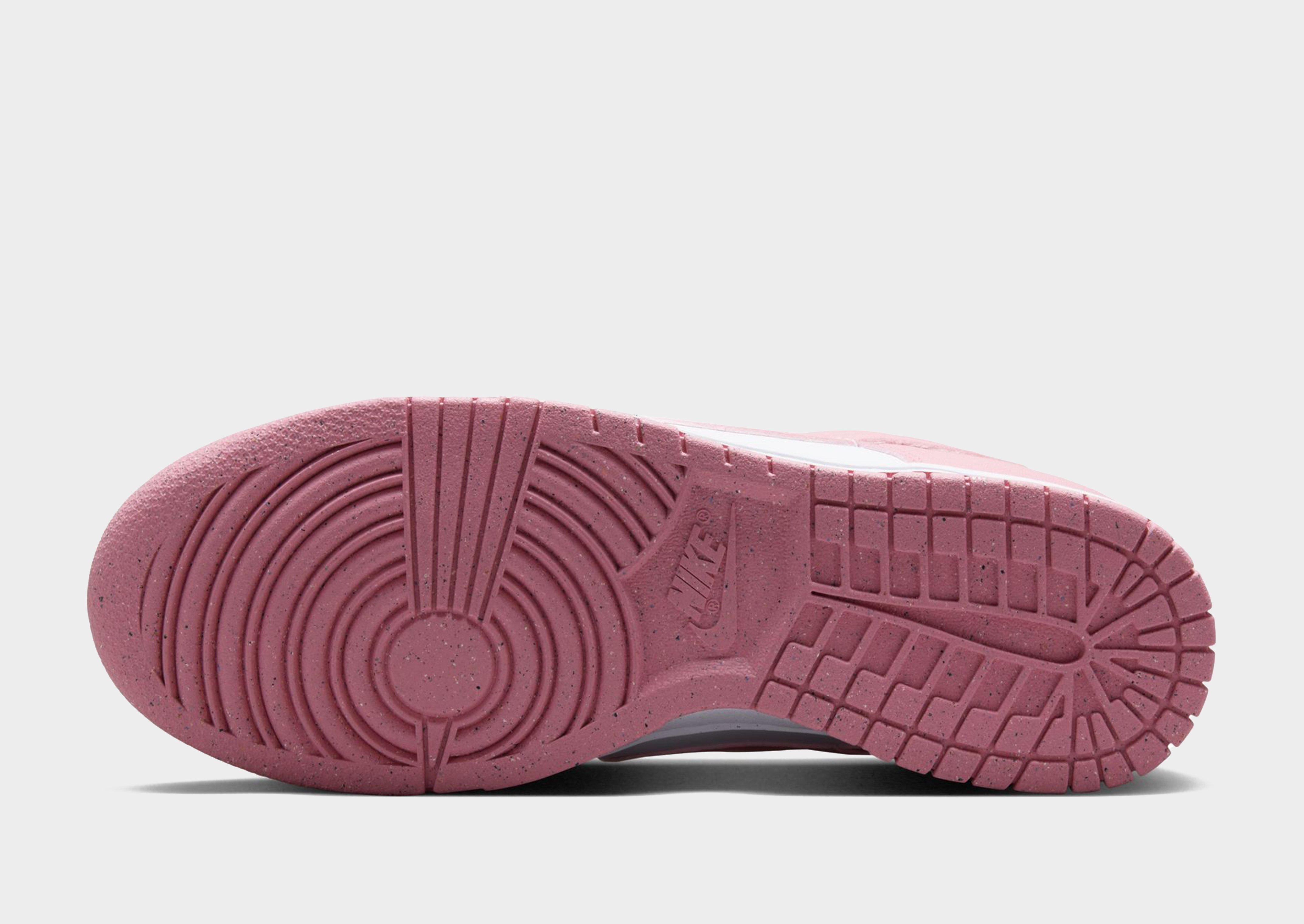 Nike WOMEN'S SHOES DUNK LOW
