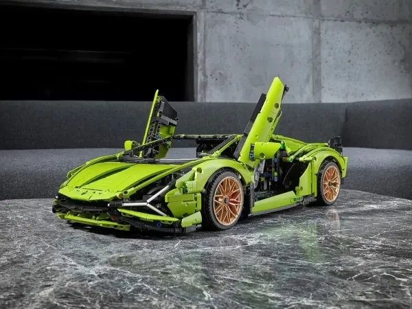 LEGO Technic 42115 Lamborghini Sián FKP 37