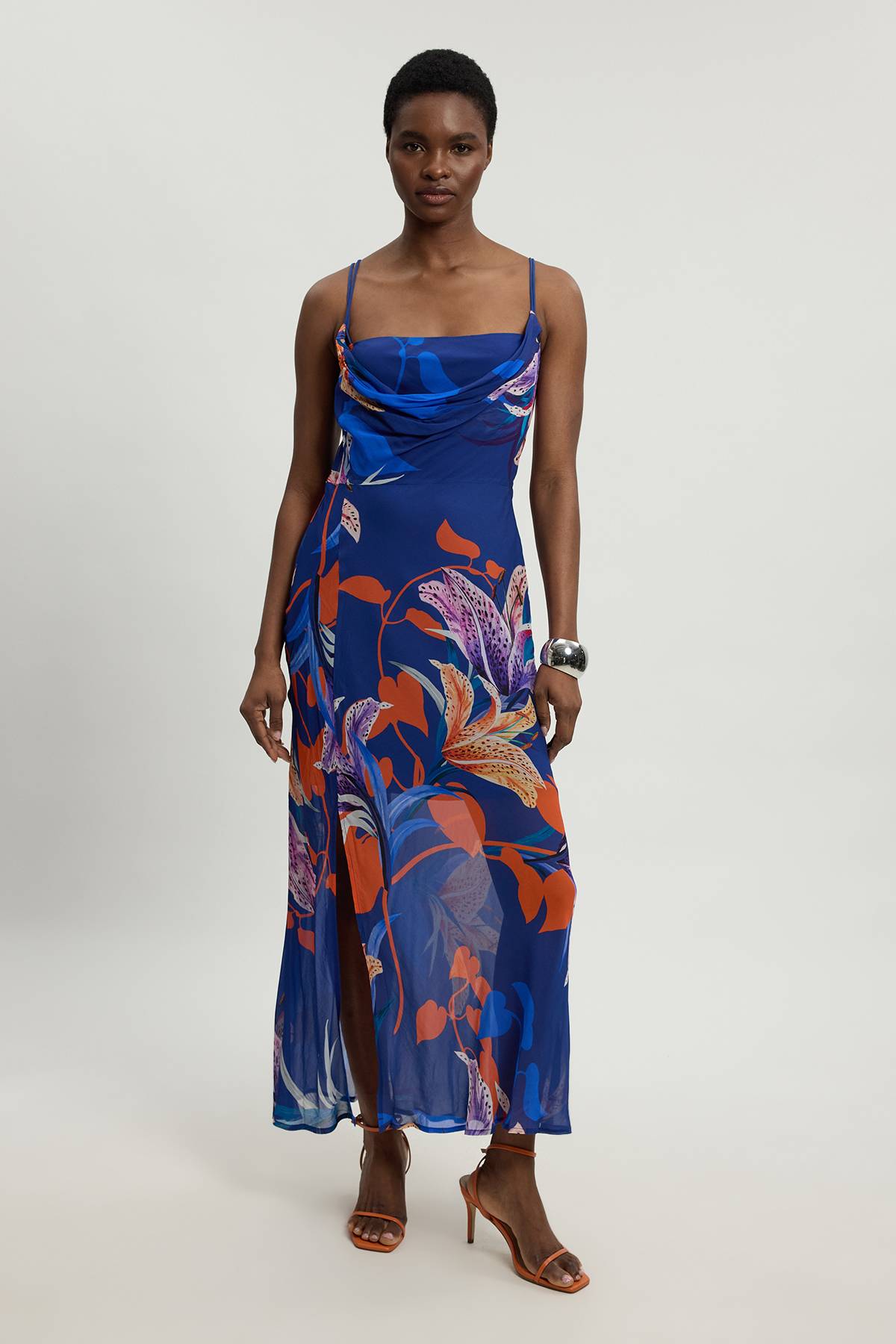 KarenMillen Robe Longue Fluide À Bretelles En Georgette De Viscose À Motif Floral