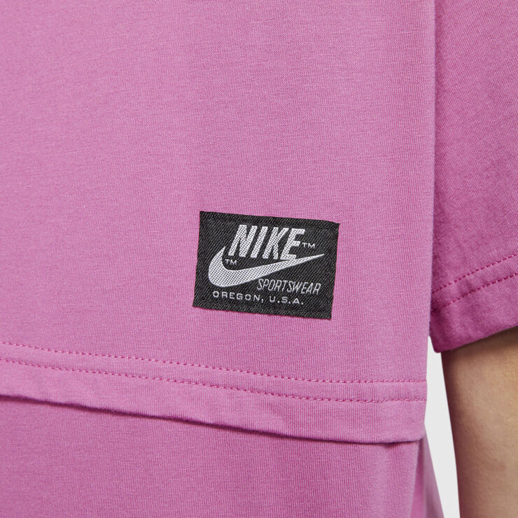 Nike Sportswear Icon Clash T Shirt Pink