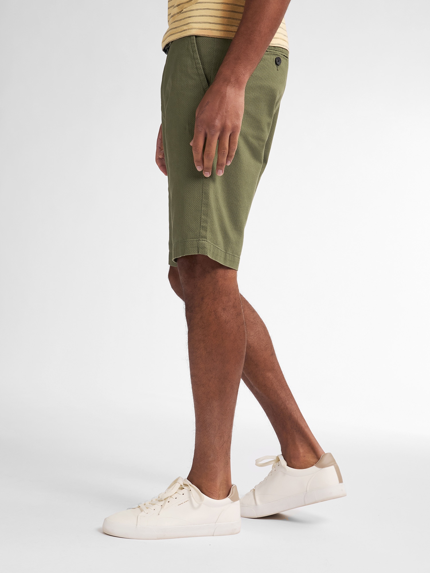 Petrol Industries Chinoshorts  Sommerhose mit Gürtel