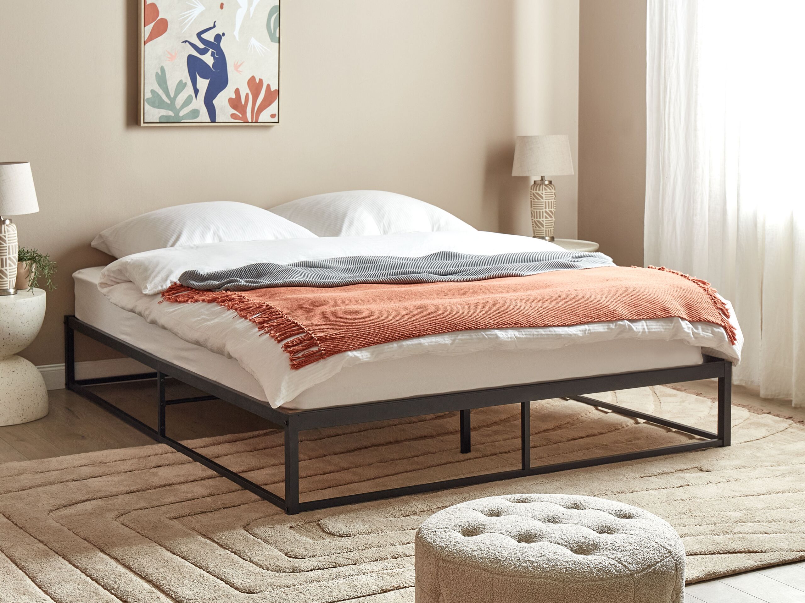 Beliani - VIRY - Tweepersoonsbed - Zwart - 160 x 200 cm - Metaal