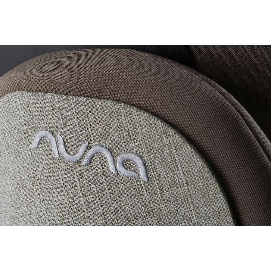 Nuna Kindersitz AACE™ lx i-Size Walnut