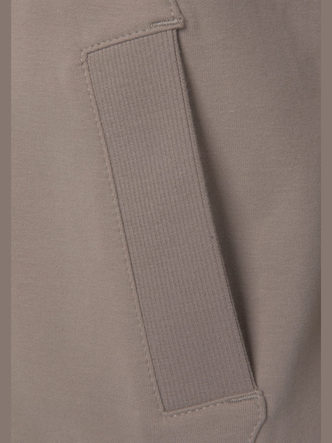 Veste sweat grande capuche avec coulisse