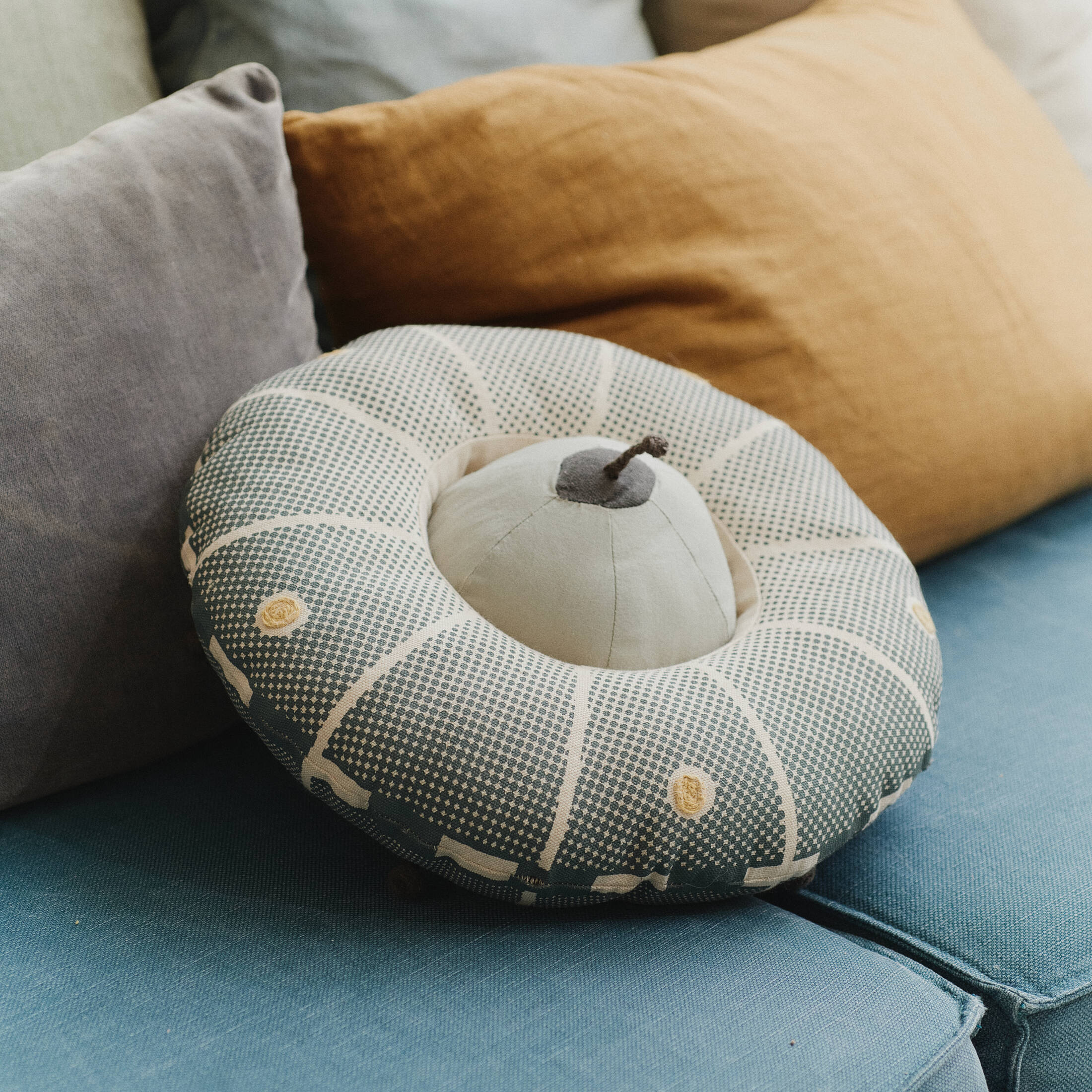 Coussin ovni interactif | Gris