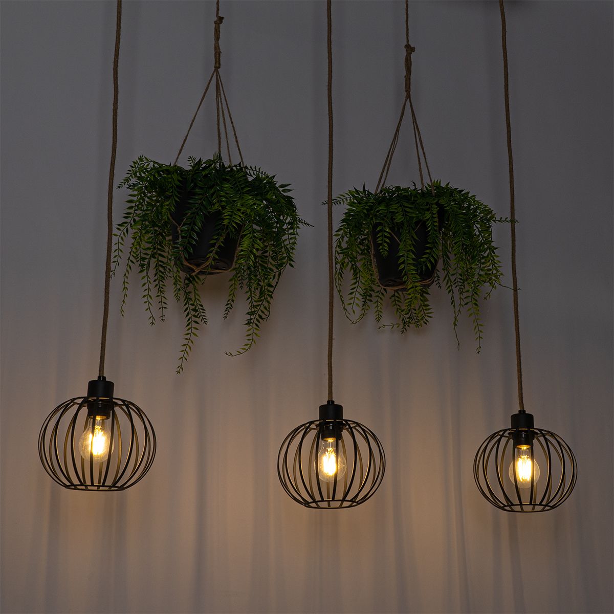 Landelijke hanglamp zwart met hout 3-lichts - Yura