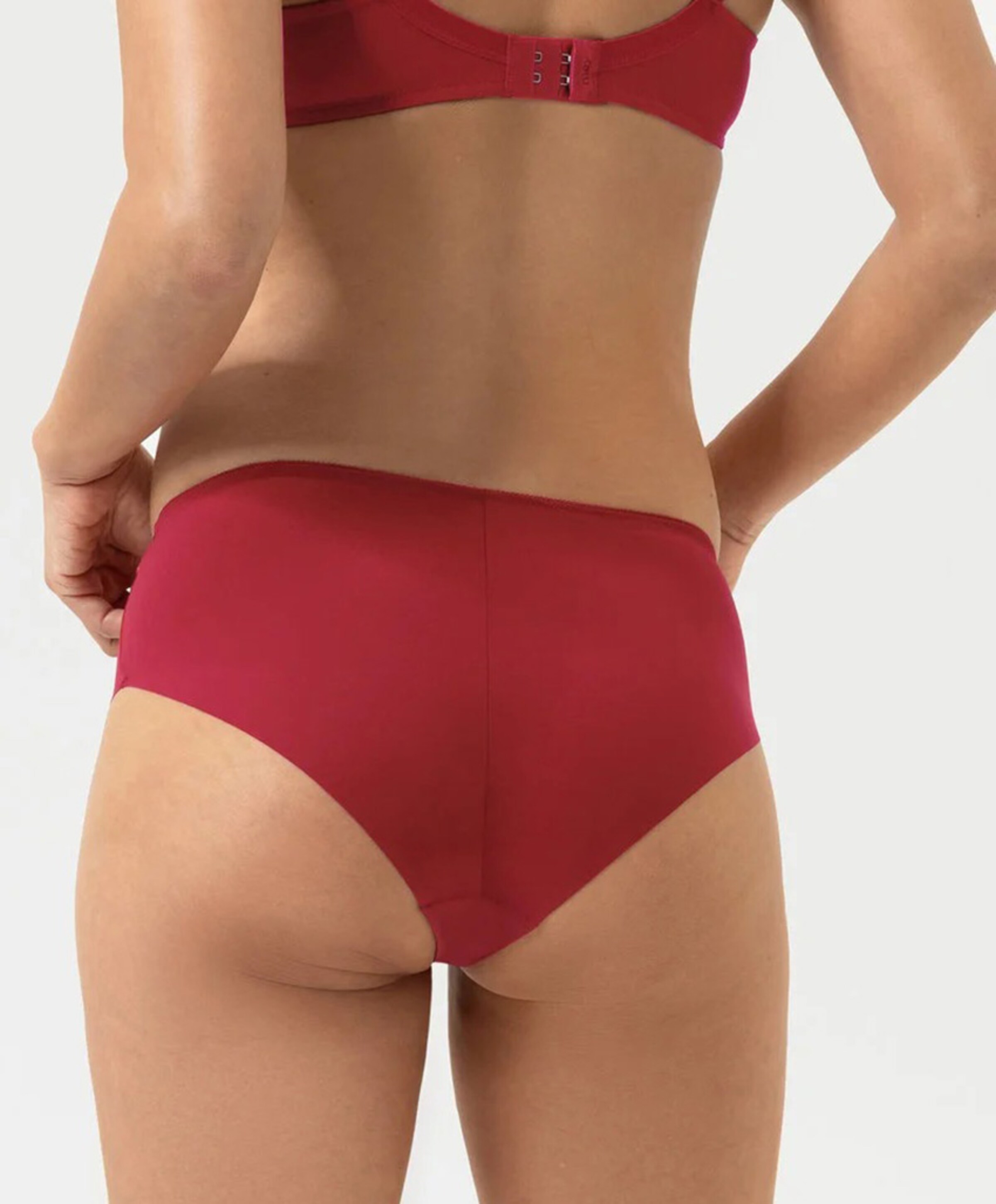 Mey Dames shorts rood