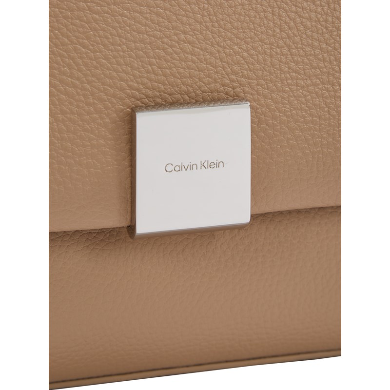 Calvin Klein<br>Skuldertaske Plaque