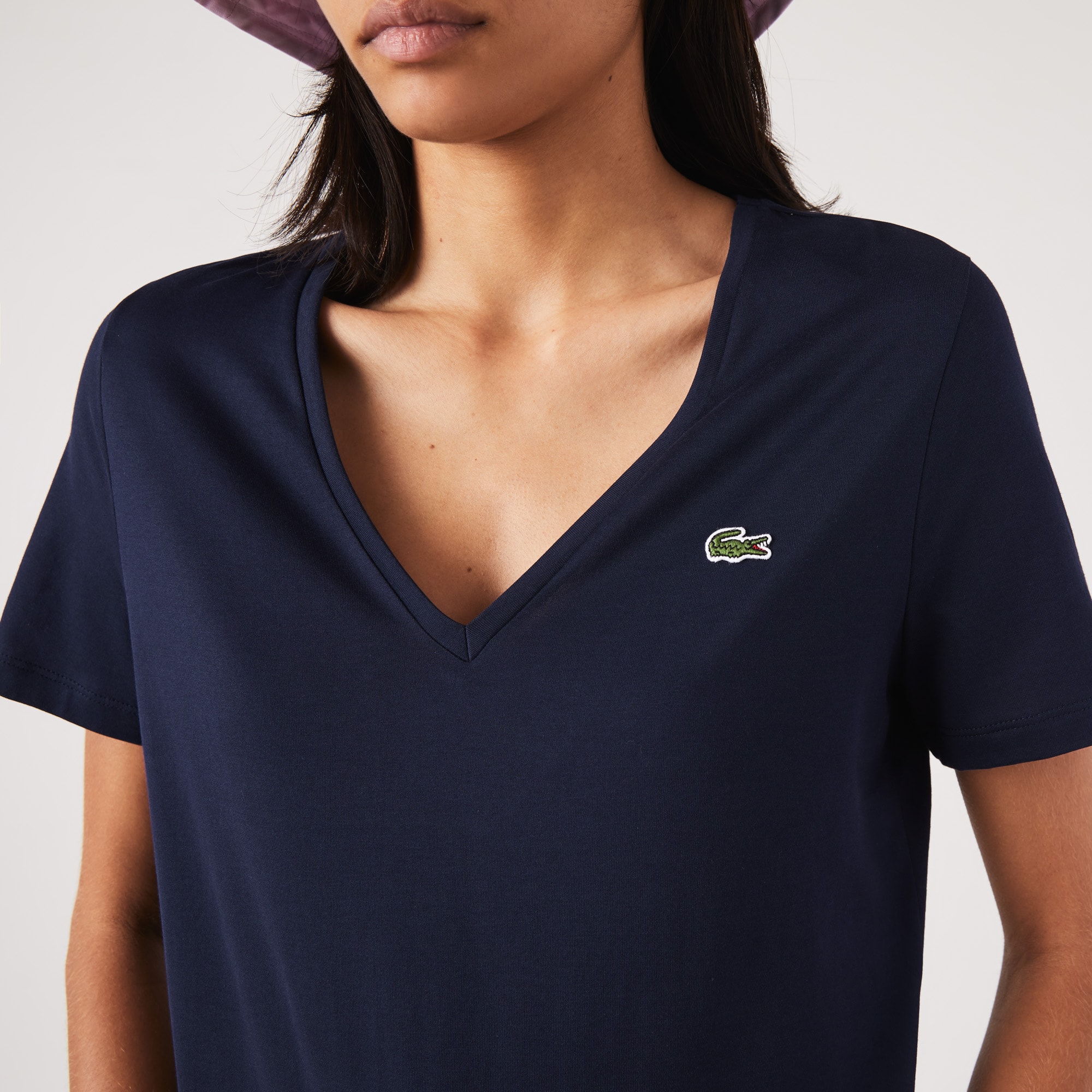 T-shirt à col V loose fit en coton uni T-Shirts - Bleu - Lacoste - Femme
