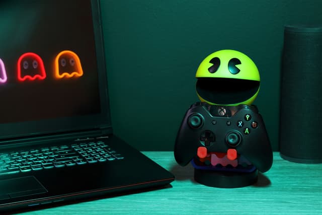 Cable Guys smartphone/controller-holderfigur (Pac-Man)
