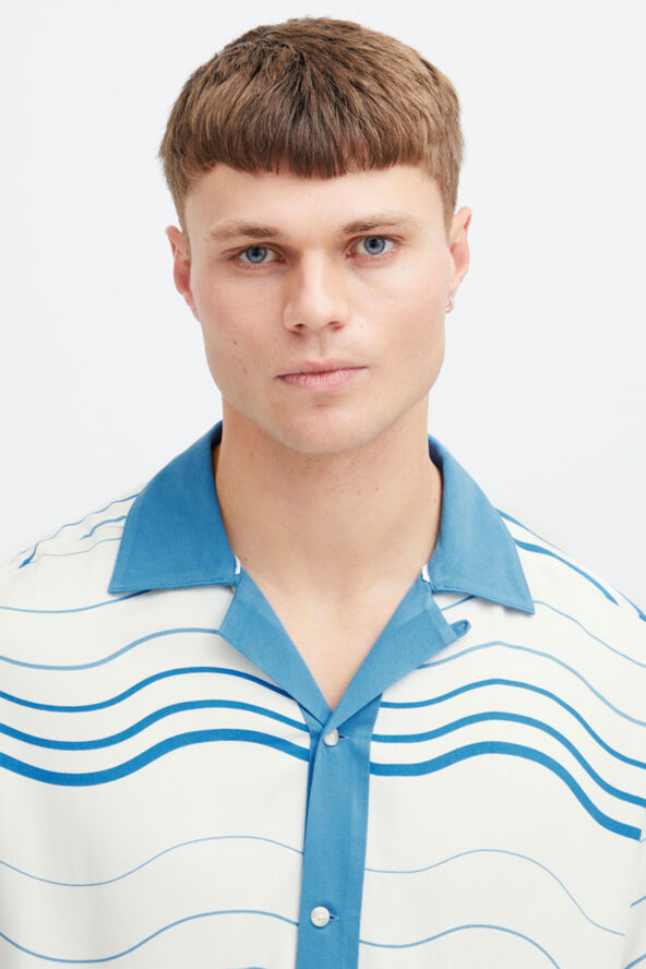 !Solid SDIbbs Shirt Off white