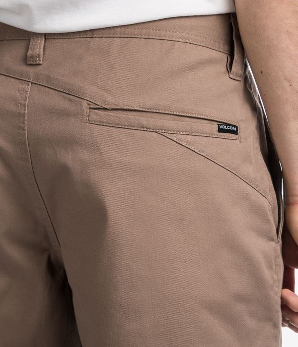 Volcom Frickin Modern Stretch 21 Shorts (khaki)