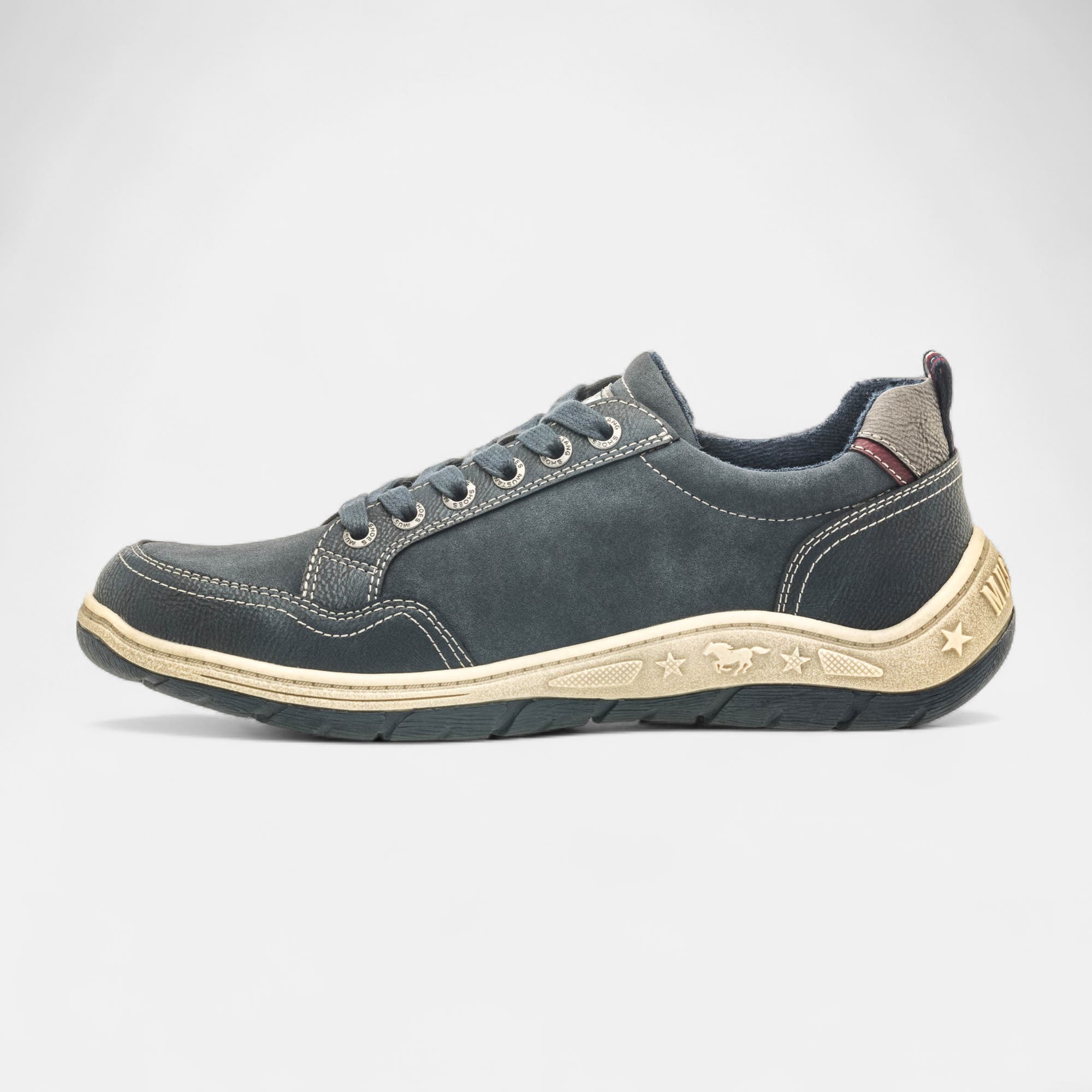 Baskets basses Homme bleu marine