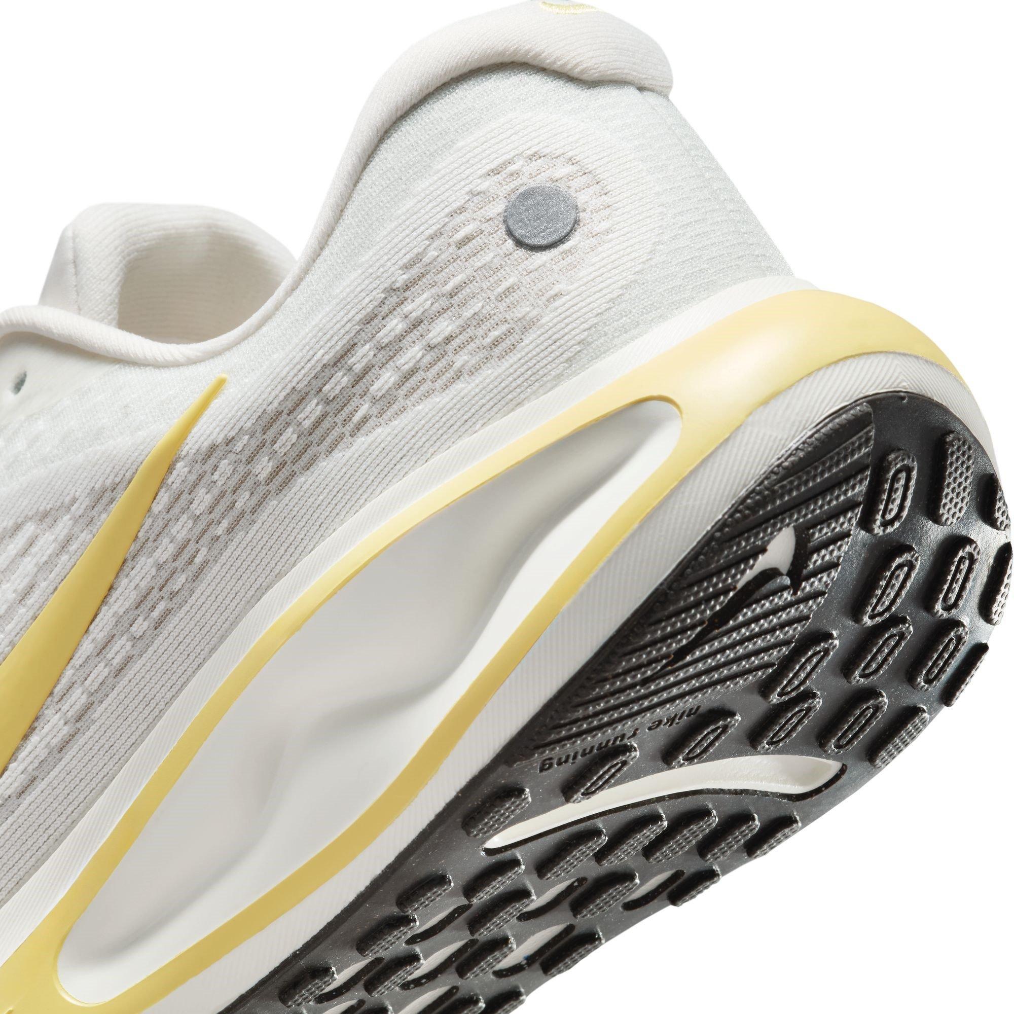 Nike Journey Run Womens Road Running Shoes