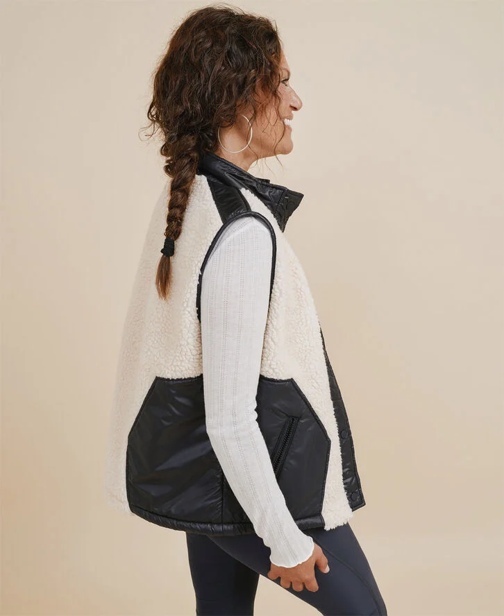 Cartel Copenhagen Glacier Fleece Vest - Nero Sort
