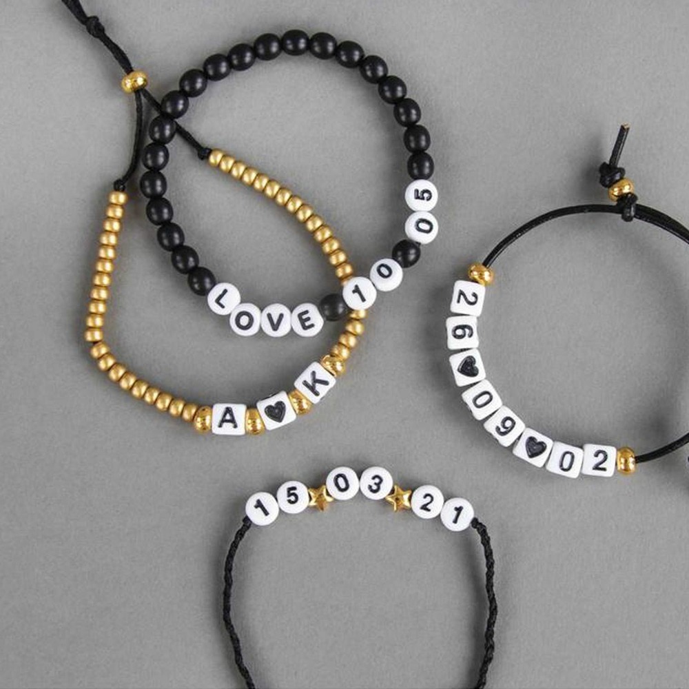 Kit de perles chiffres blanches rondes et carrées