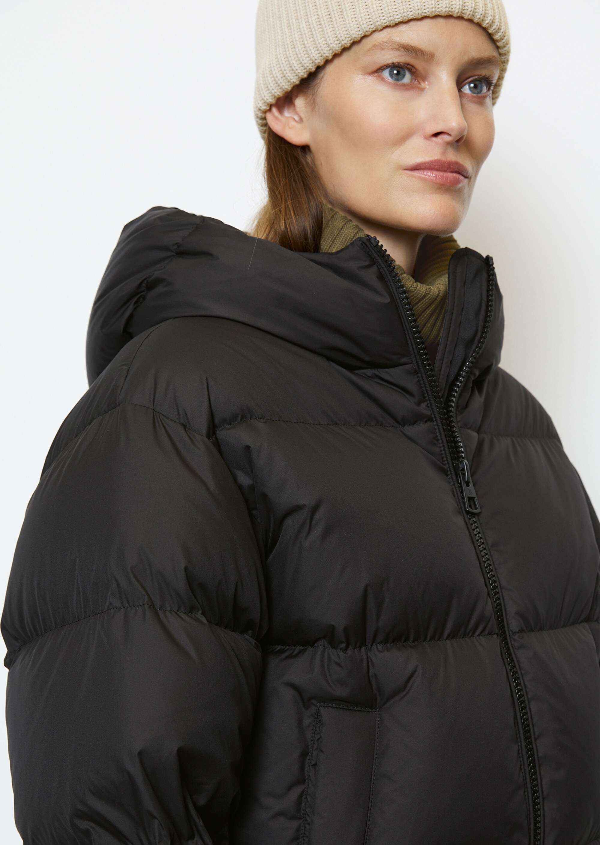 Puffer-Daunenjacke regularin verkürztem V-Shape