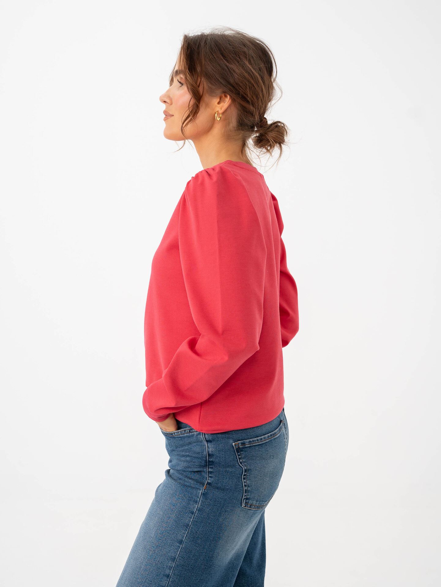 x GI Exclusive Kate Sweater