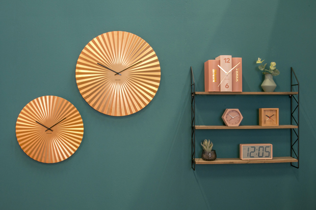 Wall clock Sensu XL steel gold