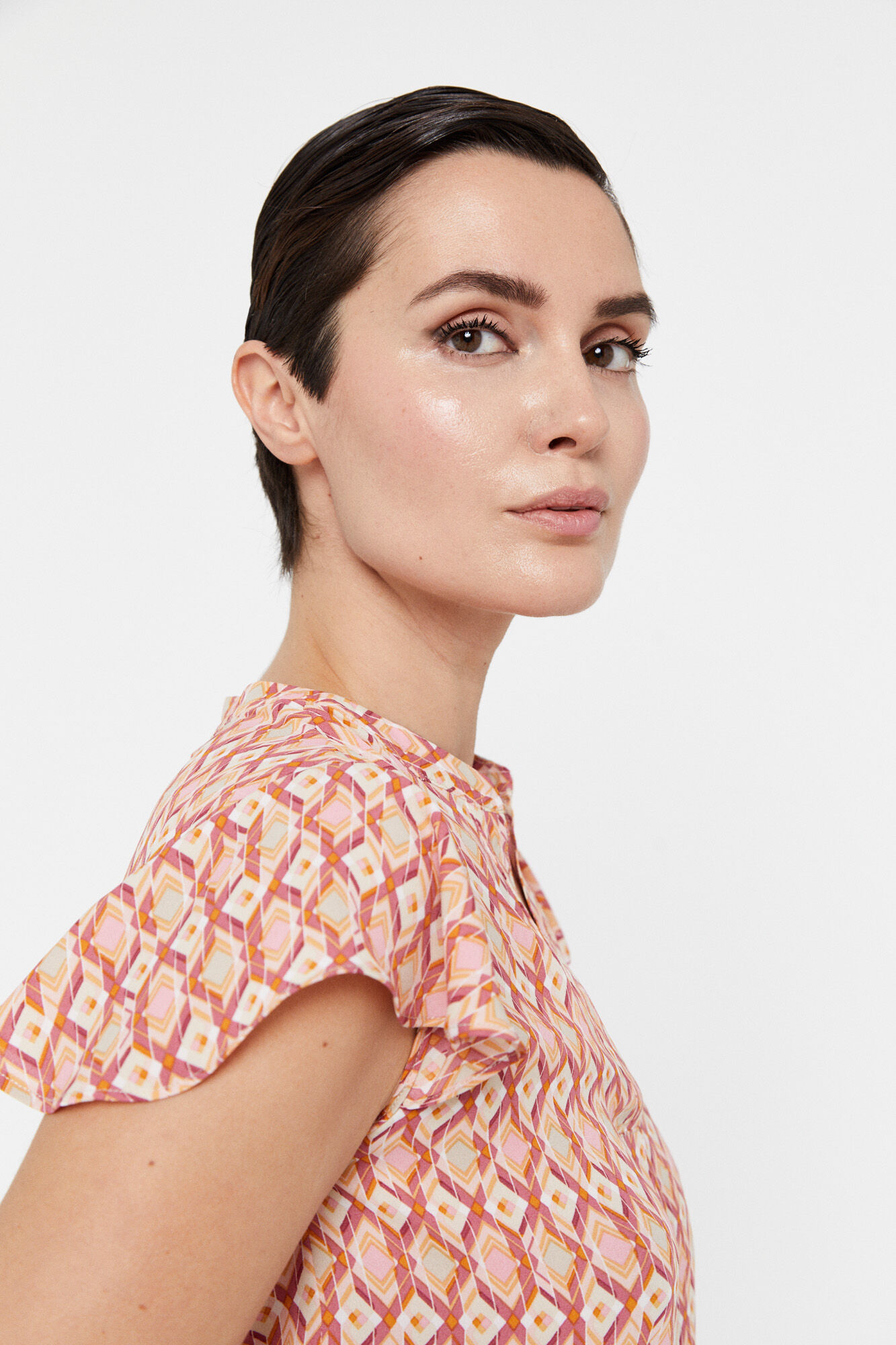 Blusa com mangas de babados - Multicolorida