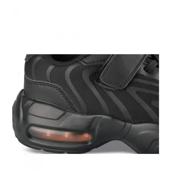 Baskets NOIR UNYK