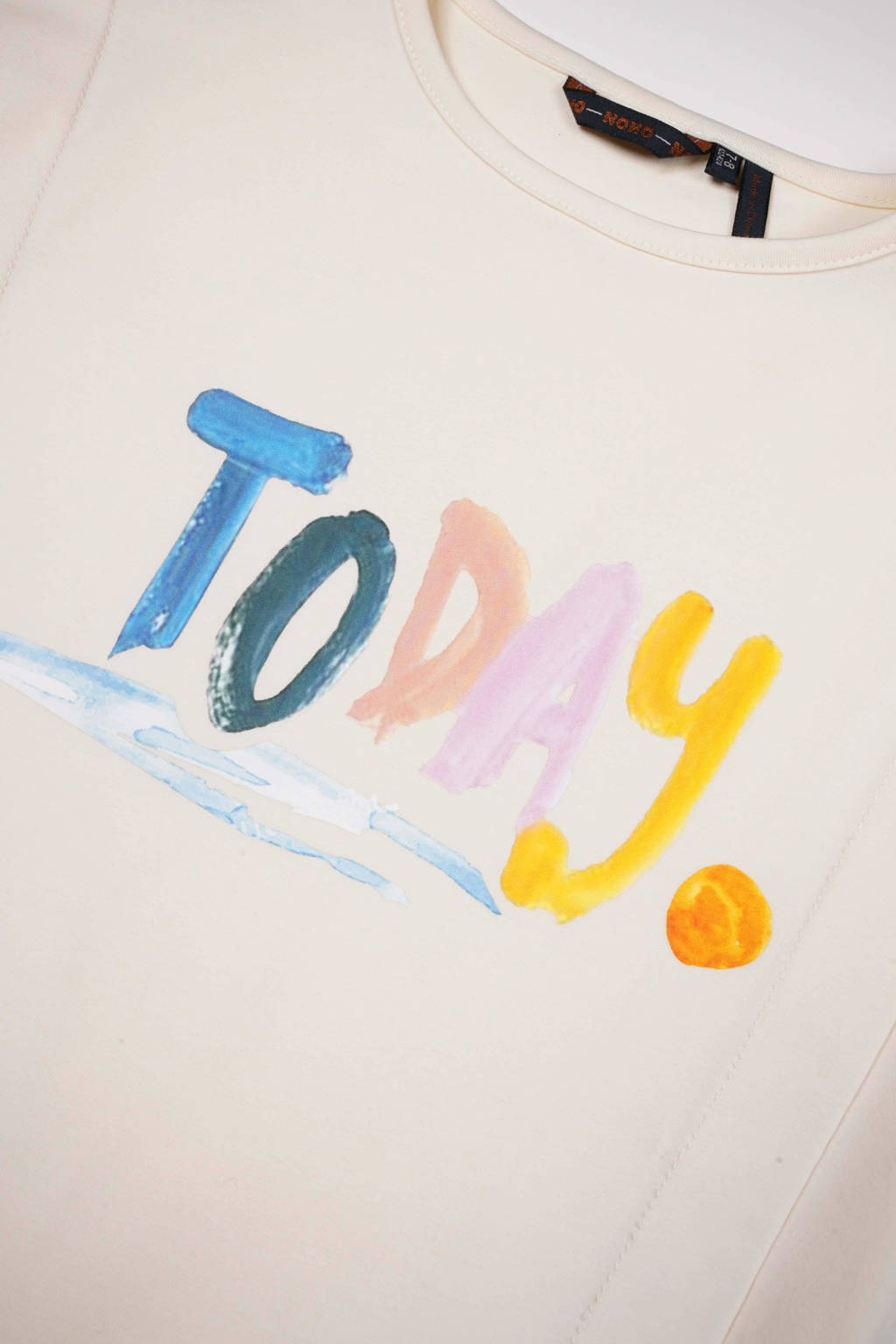 NONO T-shirt Kiam met tekst ivoor