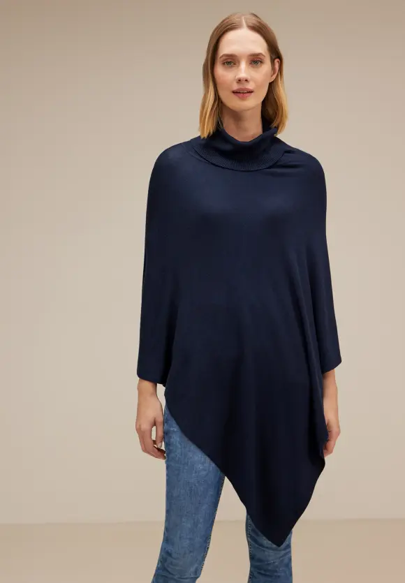 Strickponcho mit Rollkragen - deep blue