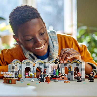 LEGO Harry Potter 76431 Galtvortborgen: Time i eliksirer
