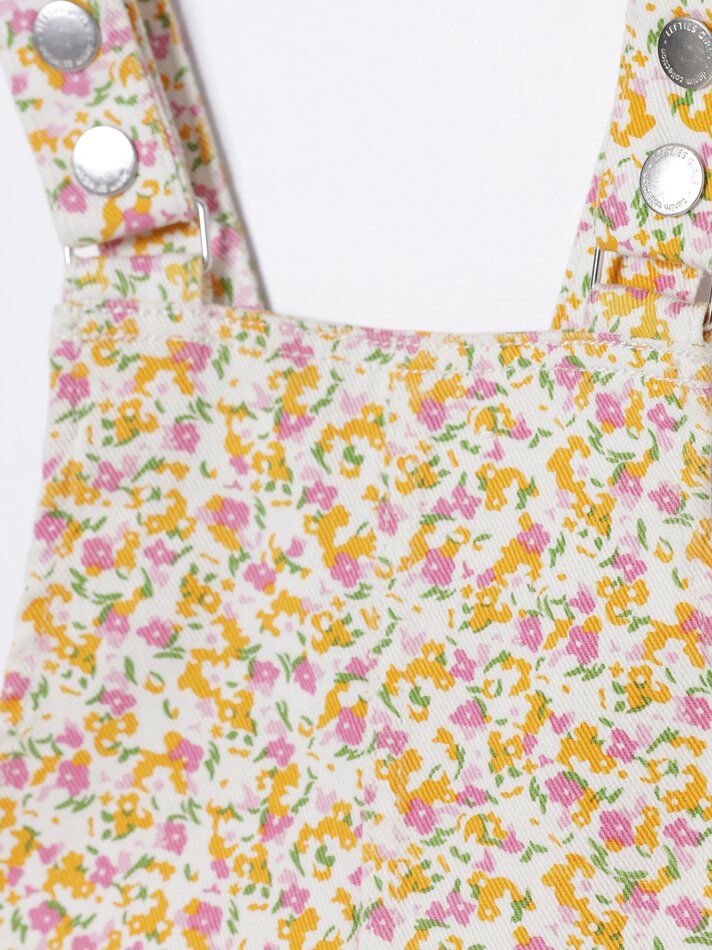 Macacão jeans - Branco e Rosa