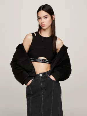 Regata cropped com recorte de fita com logo