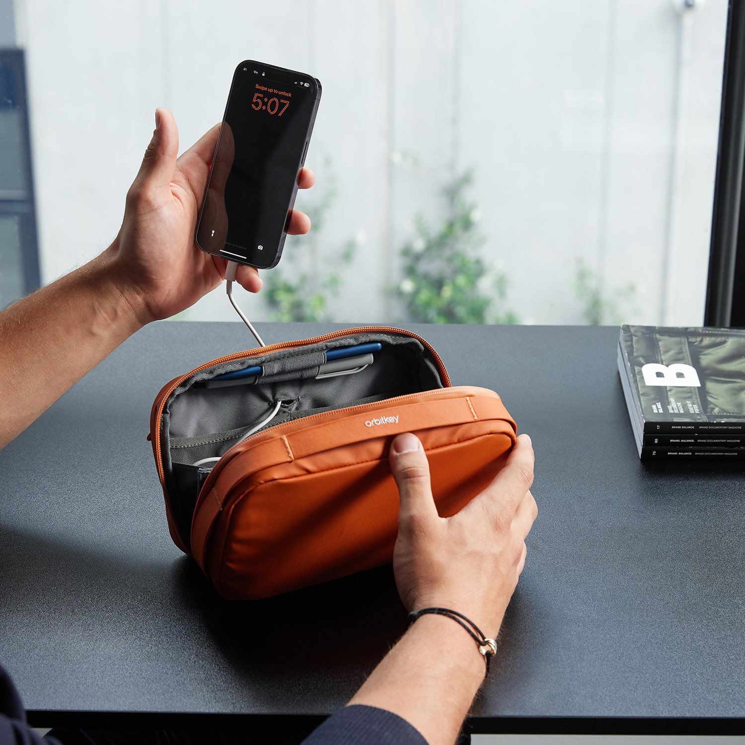 Orbitkey 2-in1 Tech Pouch terracotta