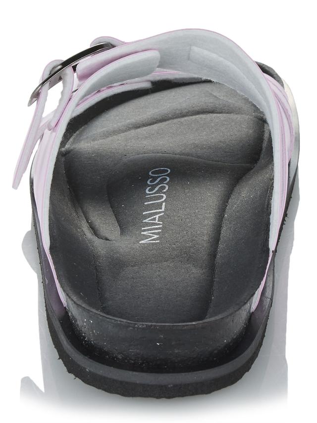 Pantolette in Lack-Optik