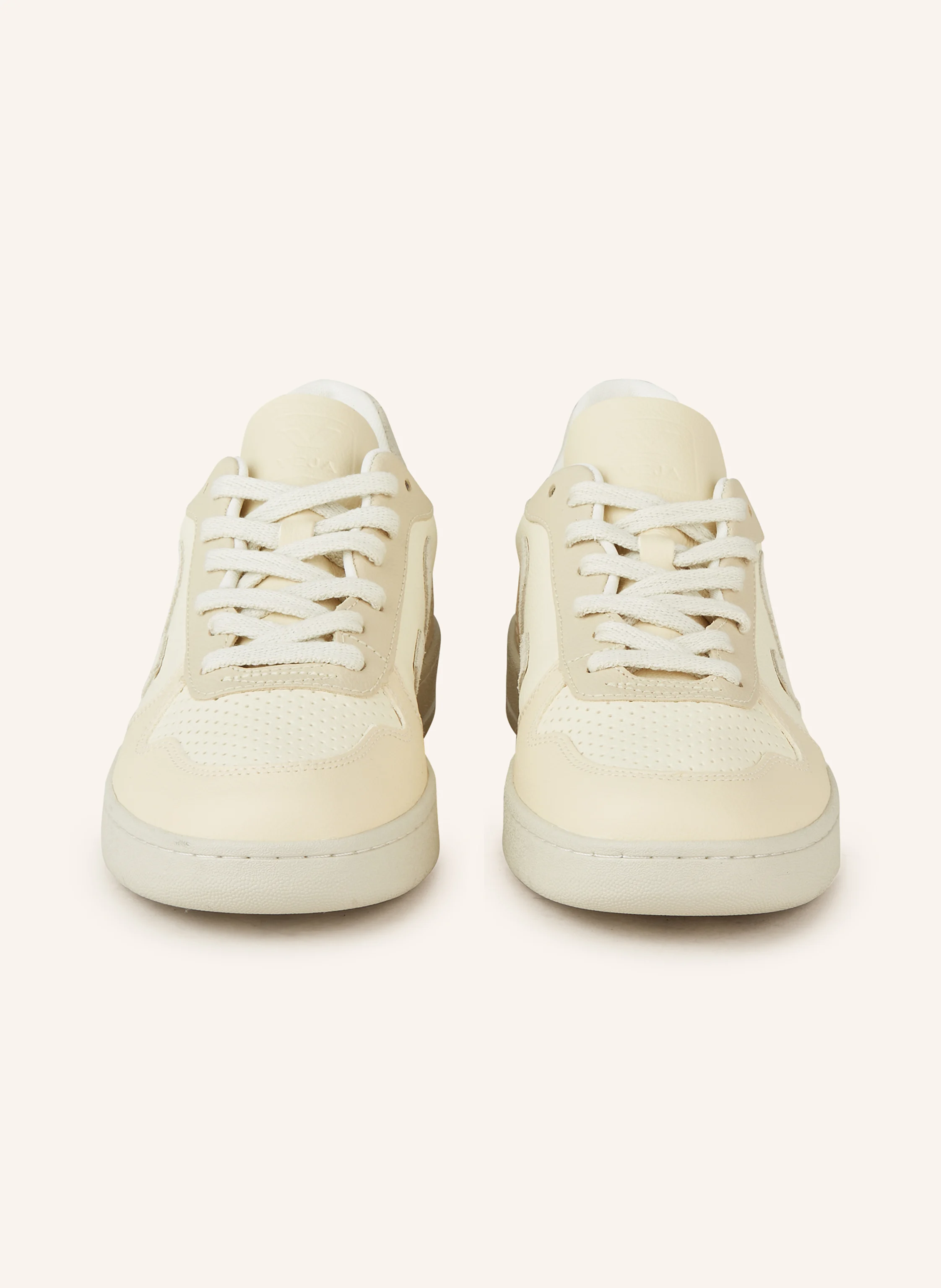 VEJA Sneaker V-10