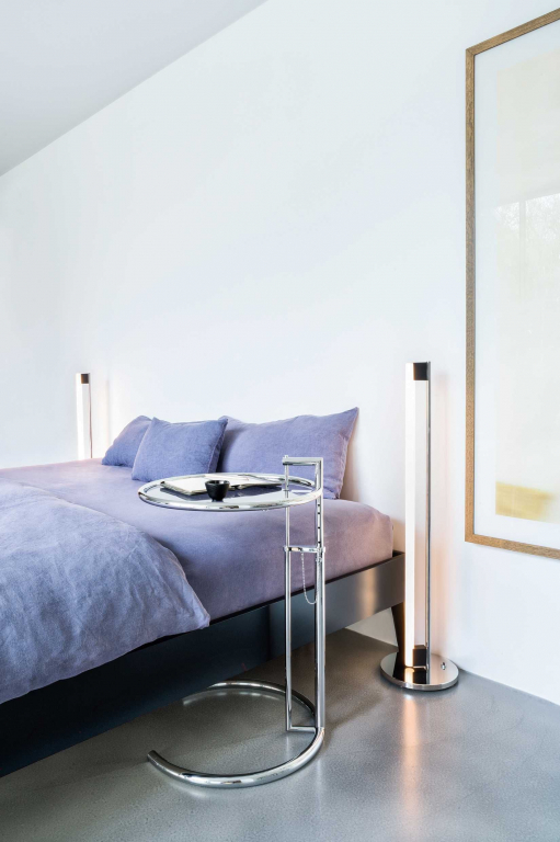 ClassiCon Adjustable Table E 1027 bijzettafel Ø52 helder glas