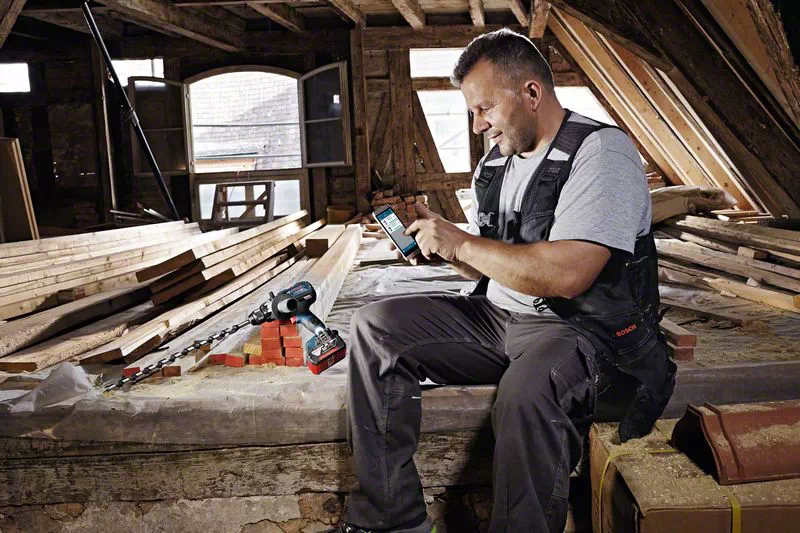 BOSCH COMBI-KIT 4 18V Tool: GSR 18V-110C + GDX 18V-210C + GWS 18V-10 + GBH 18V-24C + 1 4.0 AH battery (PROCORE) + 2 5.5 AH battery (PROCORE) + GAL 1880CV (L)PROFESSIONAL