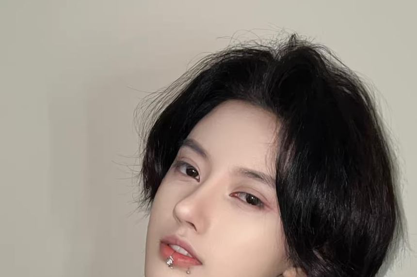 Miumi - Rose Alloy Lip Ring