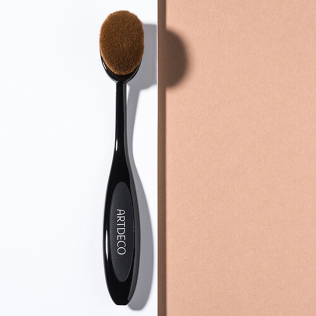 Medium Oval Brush Premium Quality - 1un