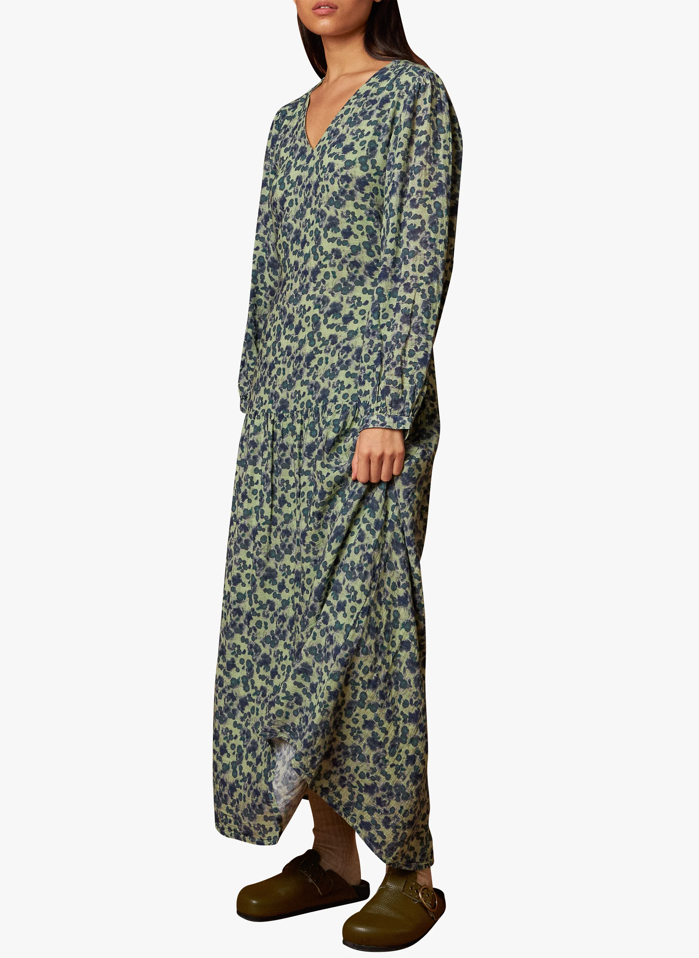 Robe longue col V en coton bio imprimée | Vert