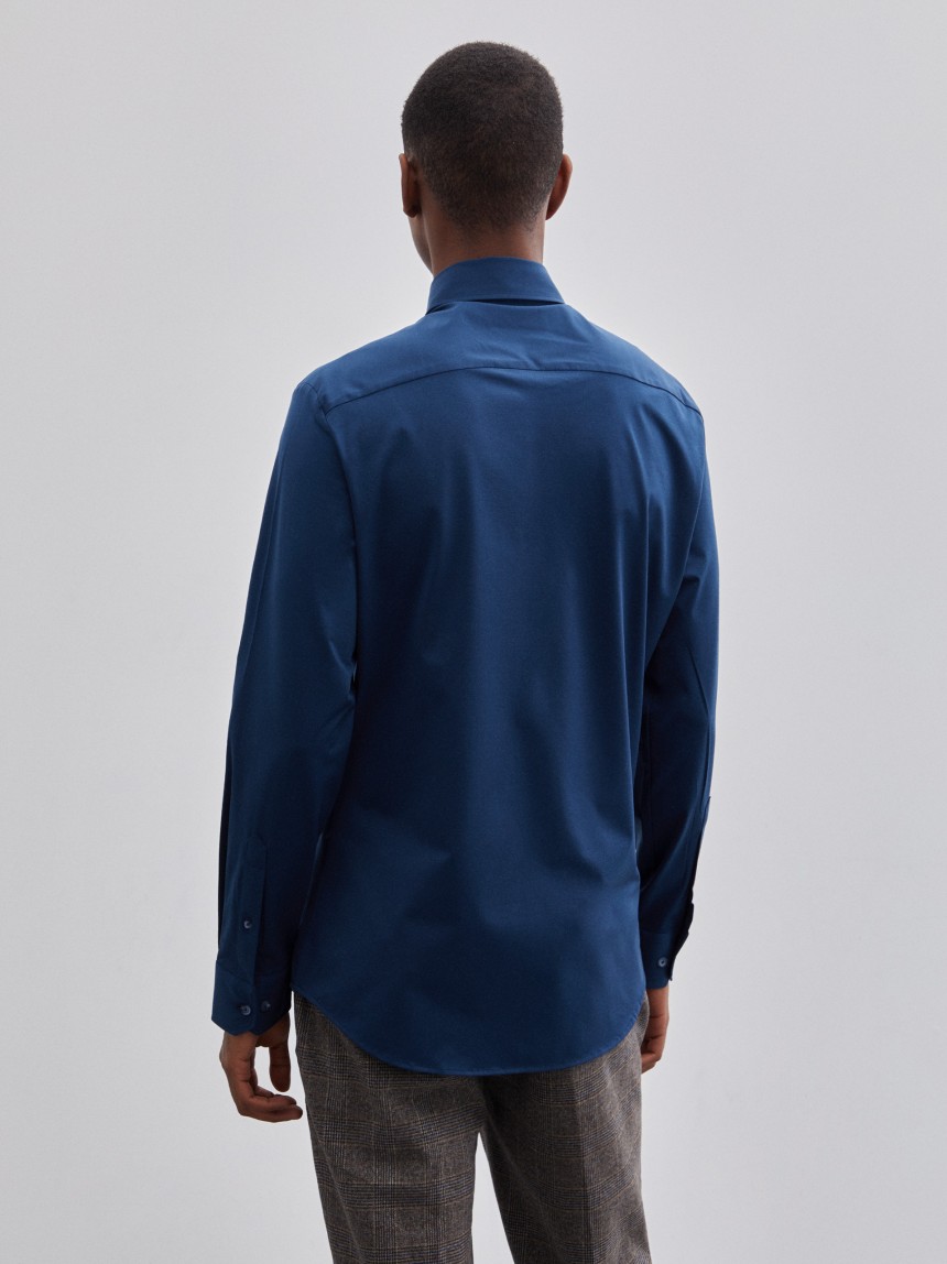Camisa slim fit com bolsos