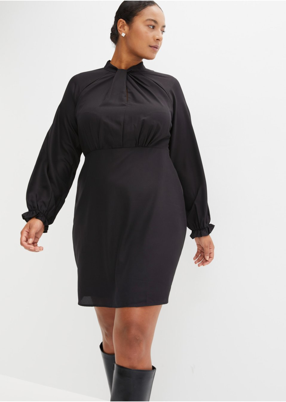 Robe avec détail nœud
