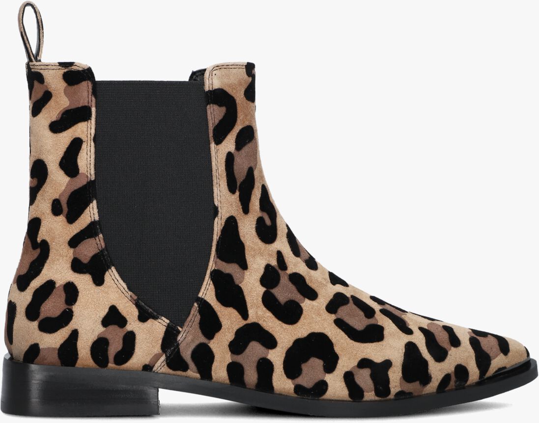 beige stefano lauran chelsea boots pe2061