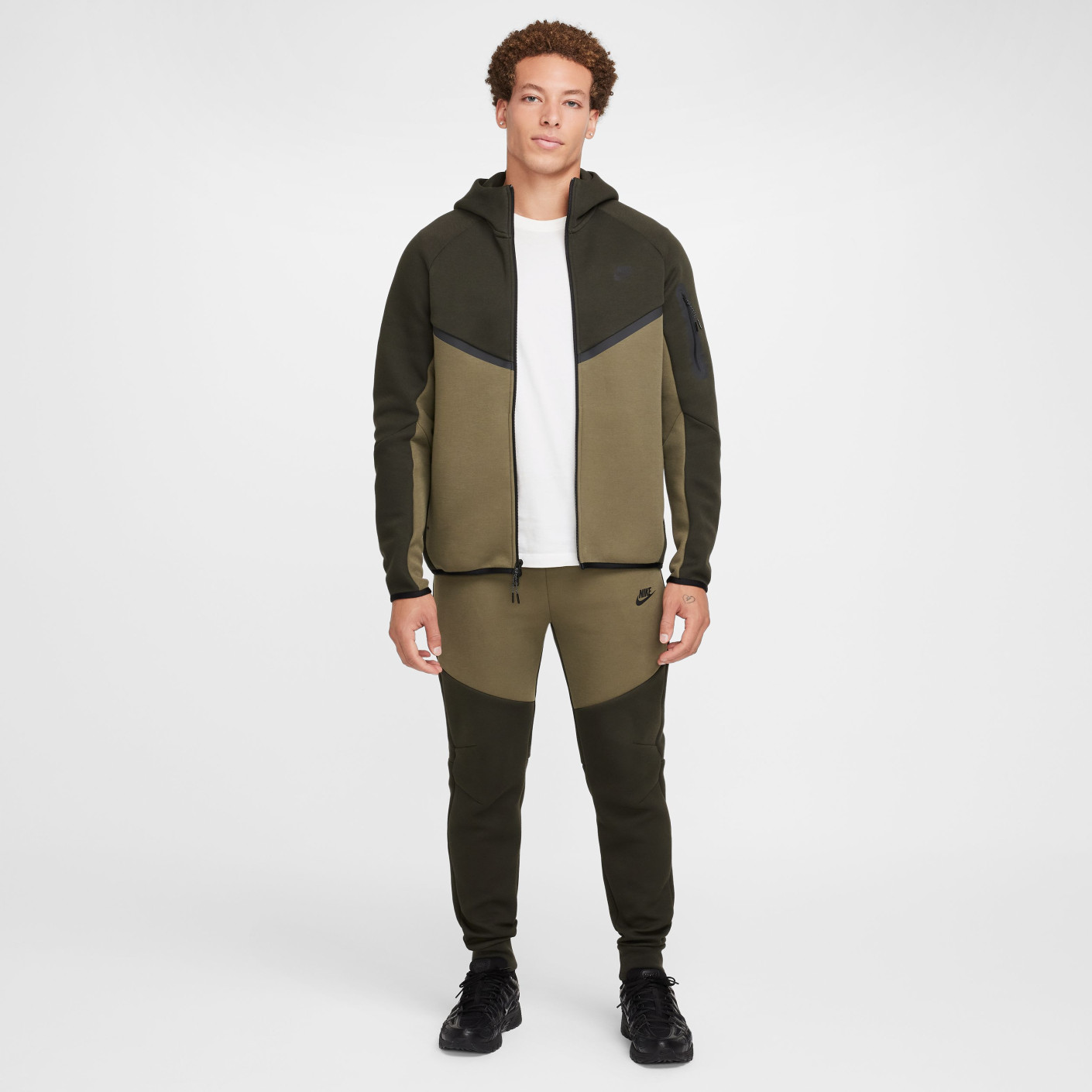 Nike Tech Fleece Sportswear Vest Donker Olijfgroen Olijfgroen Zwart
