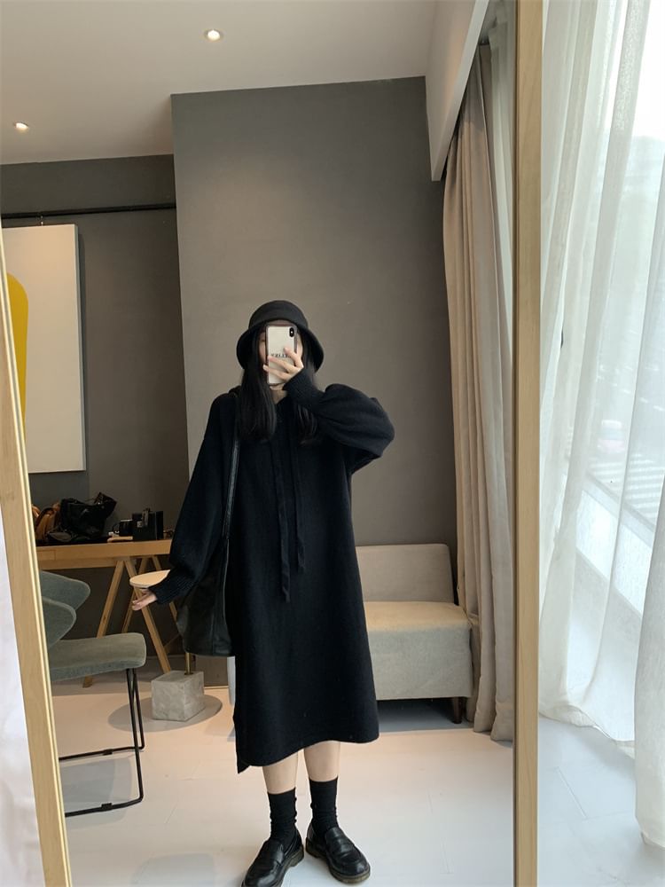 aistera - Lange mouwen effen gebreide midi hoodiejurk